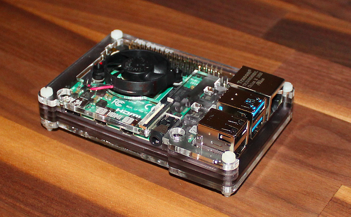 Hardware teilweise zusammengebaut